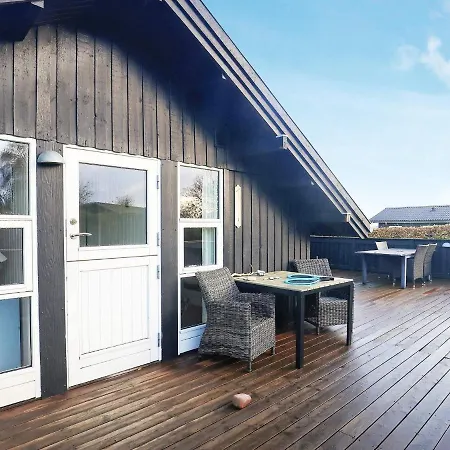 6 Person In Haarby Feriehus Brunshuse