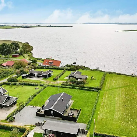 6 Person In Haarby Ferienhaus Brunshuse