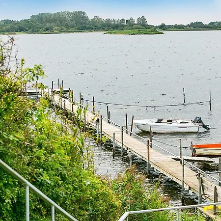 6 Person In Haarby *