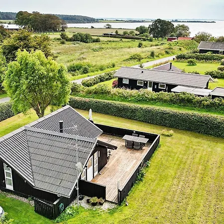 6 Person In Haarby Feriehus